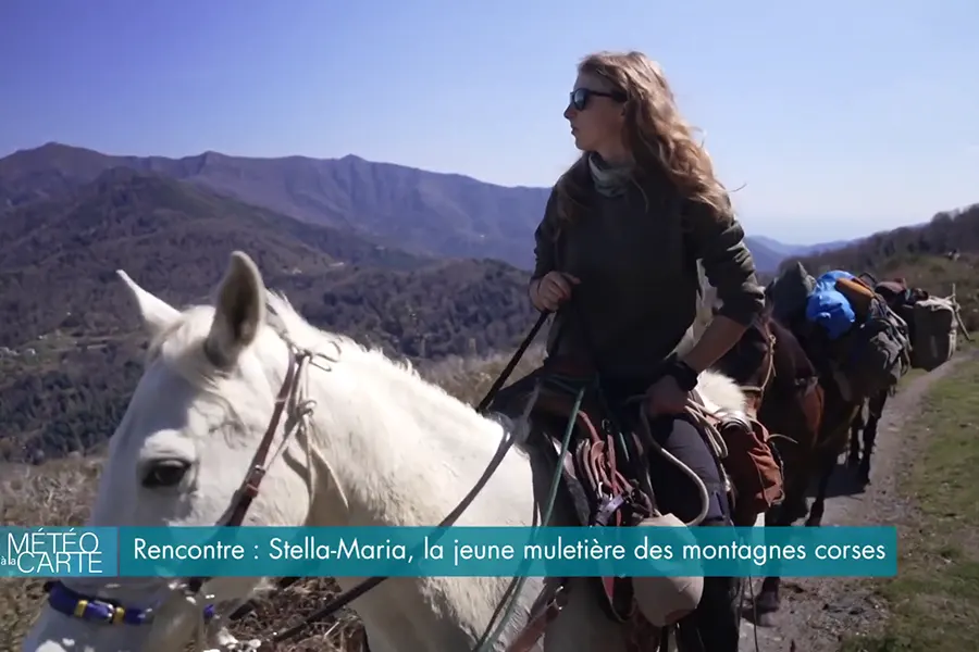 Stella-maria jeune muletière en Corse
